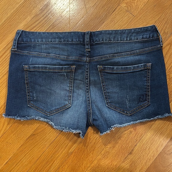 Express Jean Shorts - Picture 2 of 5